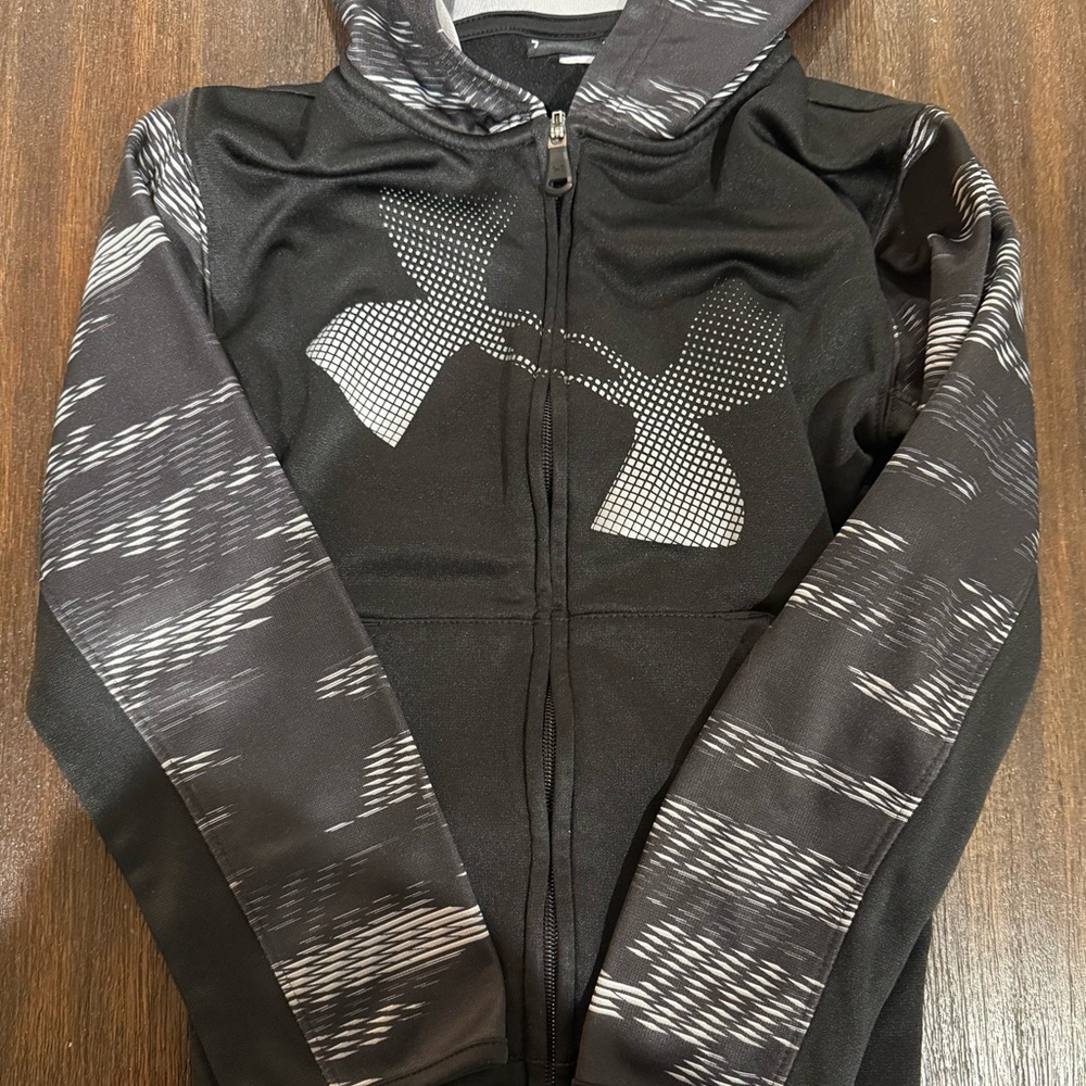 Under Armour Kids Black and Gray Patterned Jacket